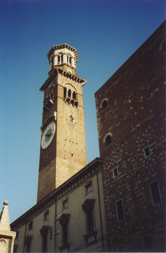 Tour civique.jpg